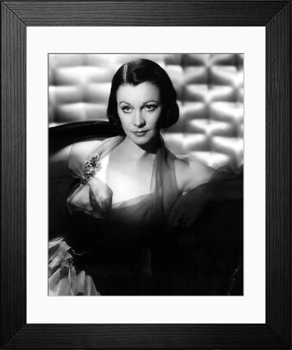 Framed Print : A STREETCAR NAMED DESIRE, Vivien Leigh, 1951 Framed Print : A STREETCAR NAMED DESIRE, Vivien Leigh, 1951