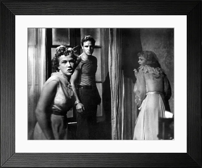 Framed Print : A STREETCAR NAMED DESIRE, Kim Hunter, Marlon Brando, Vivien Leigh, 1951