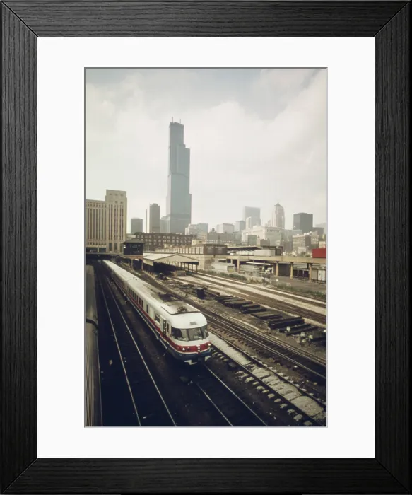 Framed Print : An AMTRAK Turboliner leaving Chicago for St Framed Print : An AMTRAK Turboliner leaving Chicago for St