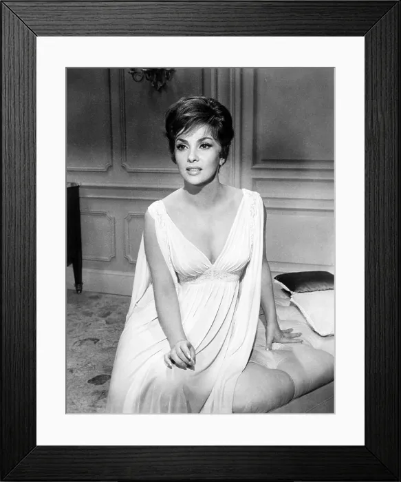 Framed Print : COME SEPTEMBER, Gina Lollobrigida, 1961 Framed Print : COME SEPTEMBER, Gina Lollobrigida, 1961