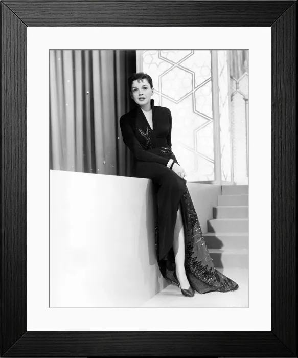 Framed Print : A STAR IS BORN, Judy Garland, 1954 Framed Print : A STAR IS BORN, Judy Garland, 1954