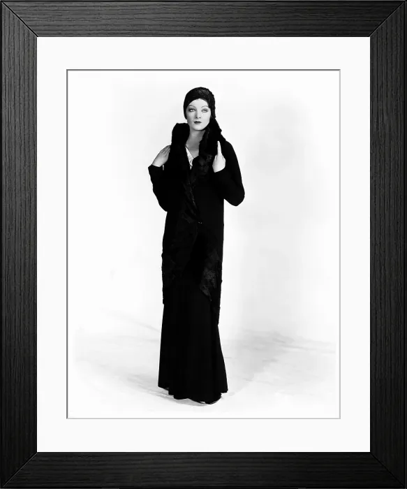 Framed Print : A CONNECTICUT YANKEE, Myrna Loy, 1931. TM & copyright 20th Century Fox Film Corp. All rights reserved / courtesy Everett Collection Framed Print : A CONNECTICUT YANKEE, Myrna Loy, 1931. TM & copyright 20th Century Fox Film Corp. All rights reserved / courtesy Everett Collection