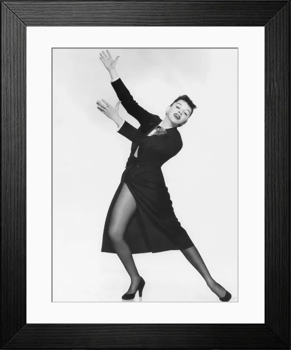 Framed Print : A STAR IS BORN, Judy Garland, 1954