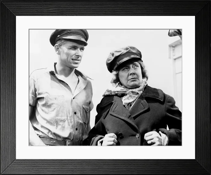 Framed Print : TUGBOAT ANNIE SAILS AGAIN, from left, Ronald Reagan, Marjorie Rambeau, 1940