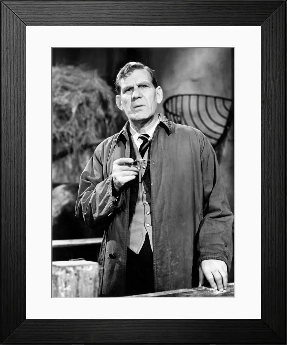 Framed Print : THE GHOST OF ST. MICHAEL'S, Will Hay, 1941