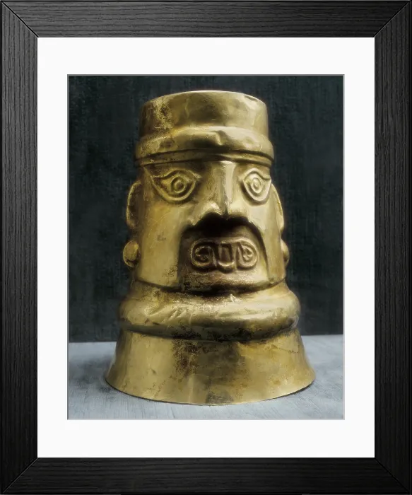 Framed Print : Golden portrait vessel. Pre-Inca civilization, Peru, 2nd century b.C. Chimu art. PERU. Lima. Peruvian Gold Museum. - CAGP / Iberfoto / Everett Collection (583146)**US SALES ONLY**