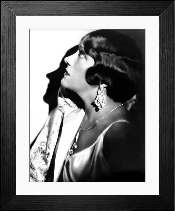 Framed Print : THE TRESPASSER, Gloria Swanson, 1929 Framed Print : THE TRESPASSER, Gloria Swanson, 1929