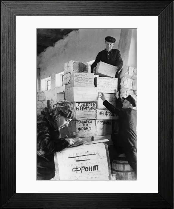 Framed Print : Warehouse supplies during the World War 2, Siege of Leningrad, ca. 1942. From Sept 1941 to Jan