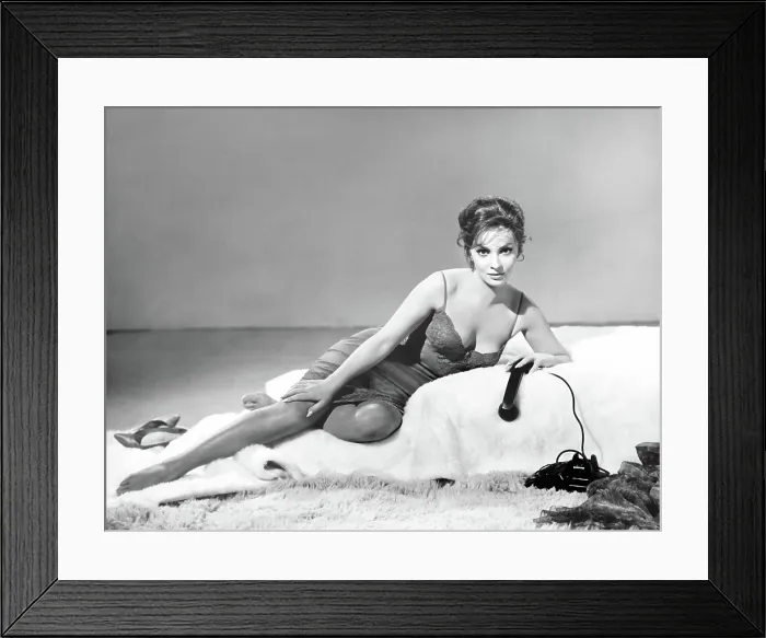 Framed Print : GO NAKED IN THE WORLD, Gina Lollobrigida, 1961