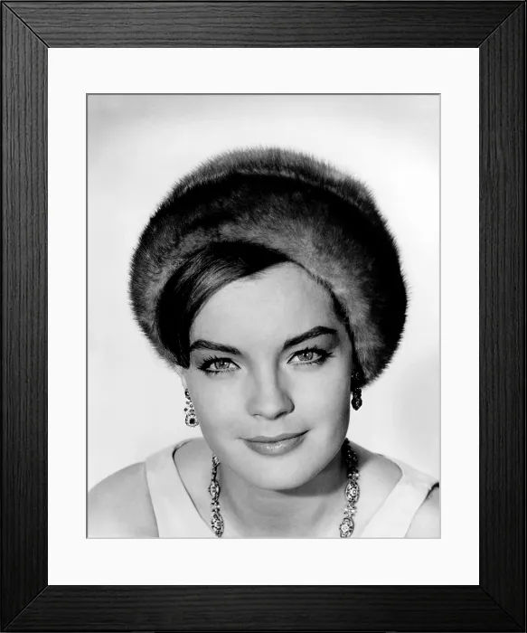 Framed Print : GOOD NEIGHBOR SAM, Romy Schneider, 1964 Framed Print : GOOD NEIGHBOR SAM, Romy Schneider, 1964