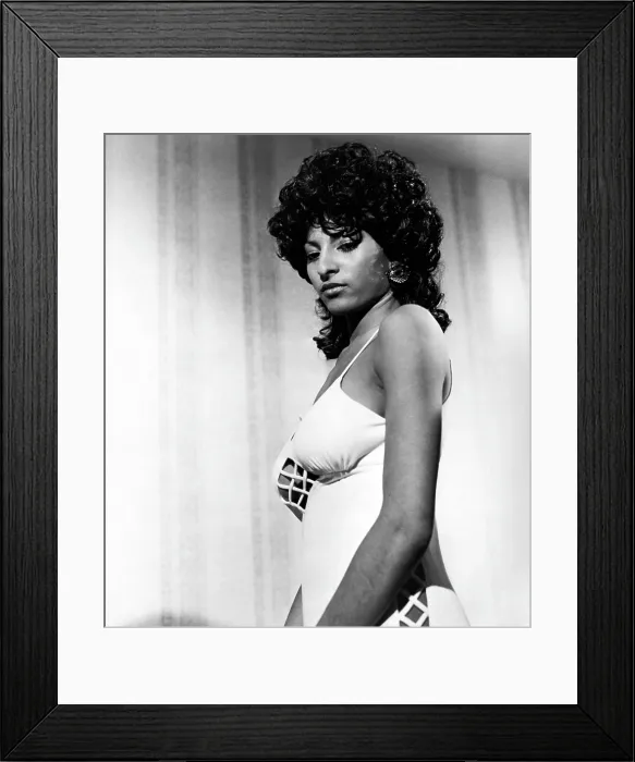 Framed Print : COFFY, Pam Grier, 1973