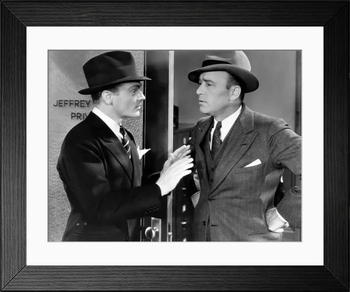 Framed Print : G-MEN, James Cagney, Robert Armstrong, 1935