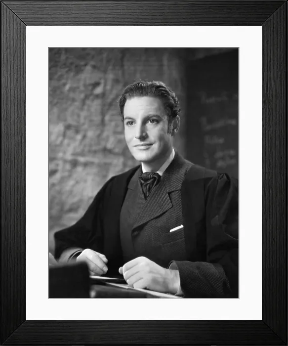 Framed Print : GOODBYE, MR. CHIPS, Robert Donat, 1939