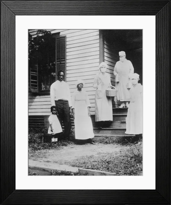 Framed Print : African American family receiving food from the American Red Cross during the Flu epidemic, Oct. 1918 Framed Print : African American family receiving food from the American Red Cross during the Flu epidemic, Oct. 1918