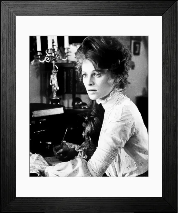 Framed Print : THE GO-BETWEEN, Julie Christie, 1970