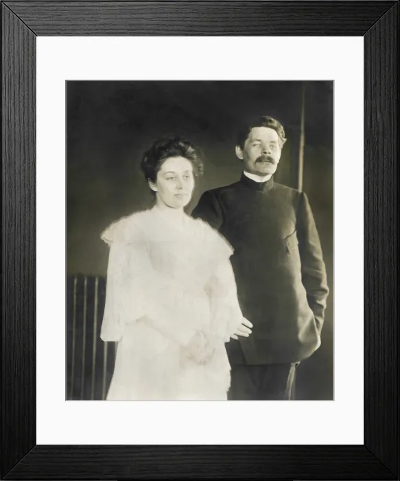 Framed Print : Russian author Maxim Gorky and actress Maria Fyodorovna Andreyeva, c. 1903-1922