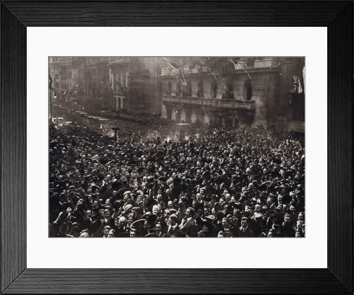 Framed Print : Celebrating American crowd on Peace Monday, Nov. 11, 1918. New Yorkers gathered at Broad and Wall Streets in the Financial District. (BSLOC_2012_4_193)