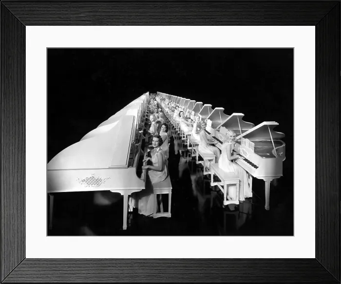 Framed Print : GOLD DIGGERS OF 1935, 1935