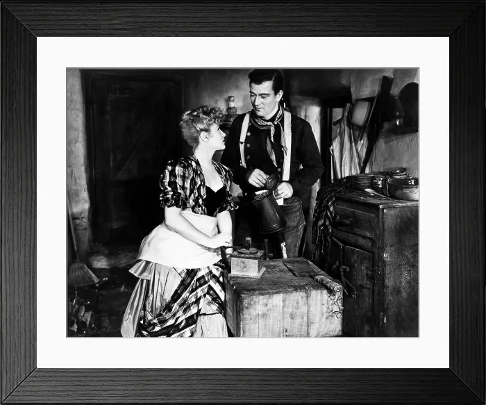Framed Print : STAGECOACH, from left, Claire Trevor, John Wayne, 1939