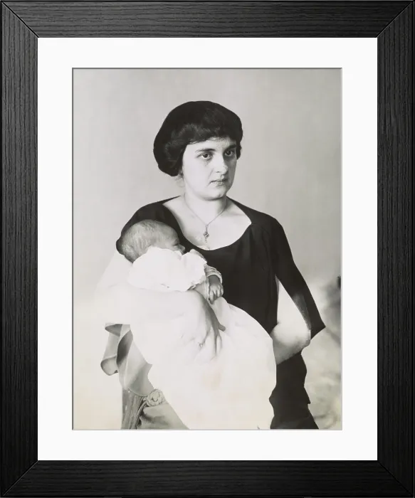 Framed Print : Mrs. Mary Creighton with her baby born between her arrest in and before her ensuing acquittal in Newark, 1923 Framed Print : Mrs. Mary Creighton with her baby born between her arrest in and before her ensuing acquittal in Newark, 1923