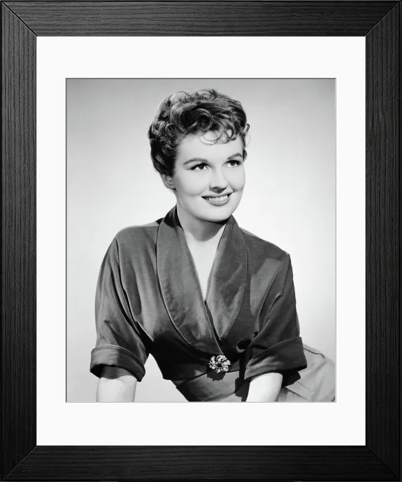 Framed Print : GIDEON OF SCOTLAND YARD, (aka GIDEON'S DAY), Dianne Foster, 1958