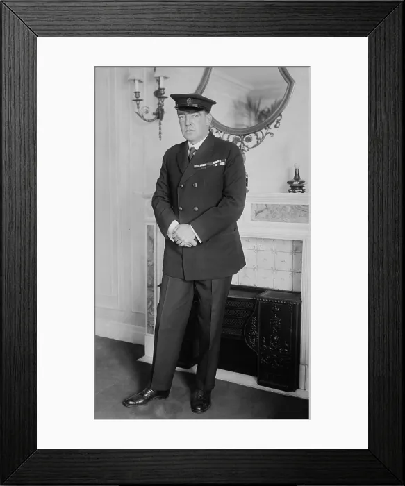 Framed Print : Polar explorer Sir Ernest Henry Shackleton, c. 1917-20