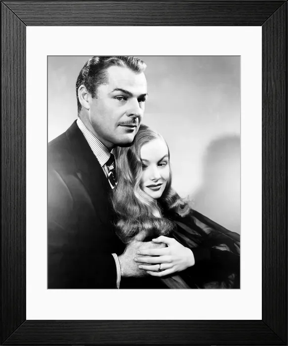 Framed Print : THE GLASS KEY, from left, Brian Donlevy, Veronica Lake, 1942 Framed Print : THE GLASS KEY, from left, Brian Donlevy, Veronica Lake, 1942