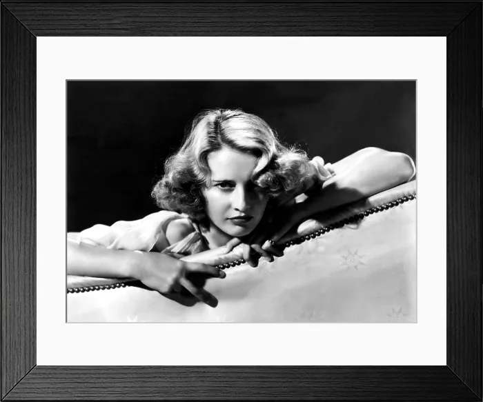 Framed Print : STELLA DALLAS, Barbara Stanwyck, 1937