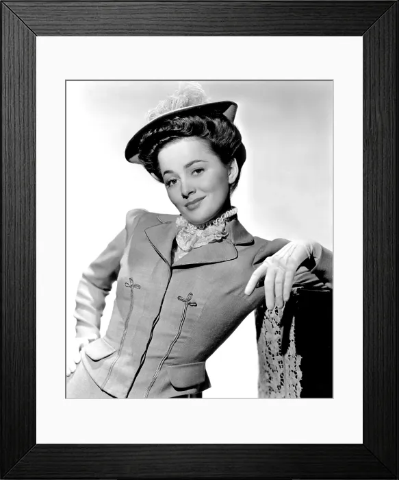 Framed Print : THE STRAWBERRY BLONDE, Olivia De Havilland, 1941