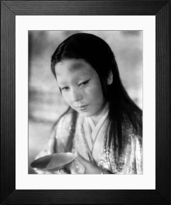 Framed Print : UGETSU, (aka UGETSU MONOGATARI, aka TALES OF THE PALE AND SILVERY MOON AFTER THE RAIN, aka TALES OF A PALE AND MYSTERIOUS MOON AFTER THE RAIN), Machiko Kyo, 1953