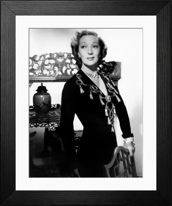 Framed Print : THE GLASS MENAGERIE, Gertrude Lawrence, 1950 Framed Print : THE GLASS MENAGERIE, Gertrude Lawrence, 1950