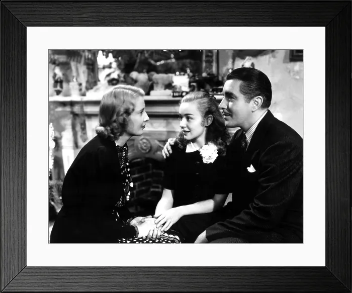 Framed Print : STELLA DALLAS, Barbara Stanwyck, Anne Shirley, John Boles, 1937