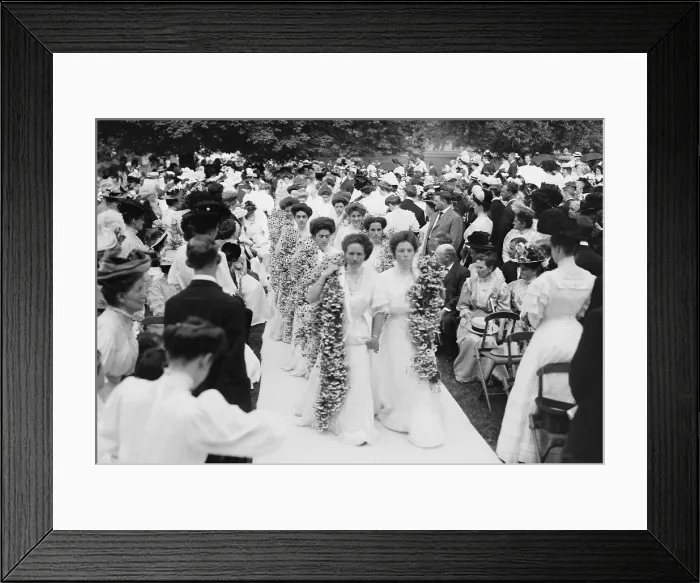 Framed Print : Vassar College graduates enter their graduation ceremony carrying a daisy chain, June 1908 Framed Print : Vassar College graduates enter their graduation ceremony carrying a daisy chain, June 1908