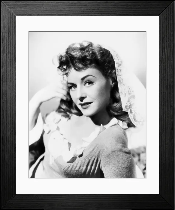 Framed Print : UNCONQUERED, Paulette Goddard, 1947 Framed Print : UNCONQUERED, Paulette Goddard, 1947
