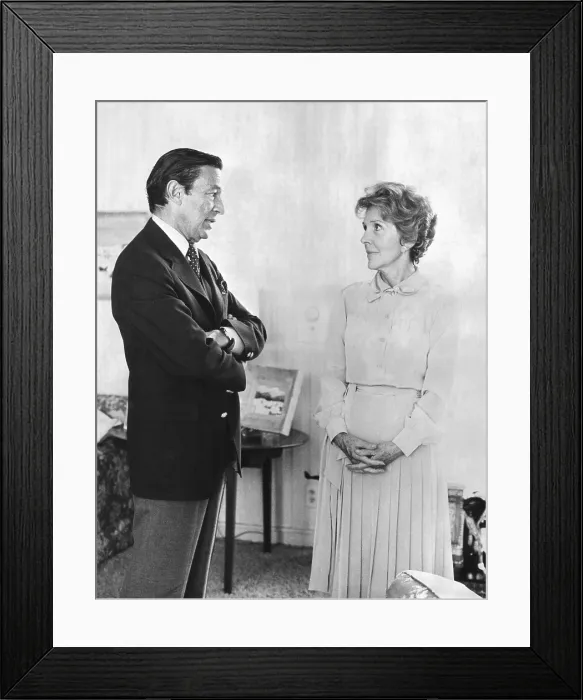 Framed Print : First Lady Nancy Reagan in conversation with 60 Minutes correspondent Mike Wallace, ca. 1980 Framed Print : First Lady Nancy Reagan in conversation with 60 Minutes correspondent Mike Wallace, ca. 1980