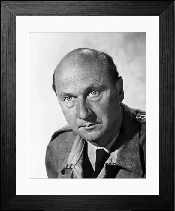 Framed Print : THE GREAT ESCAPE, Donald Pleasence, 1963