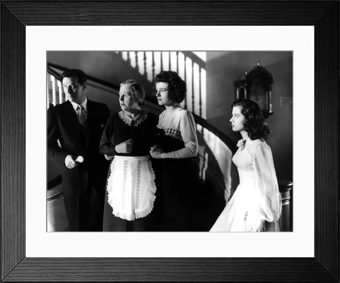 Framed Print : THE UNINVITED, Ray Milland, Ruth Hussey, Gail Russell, 1944