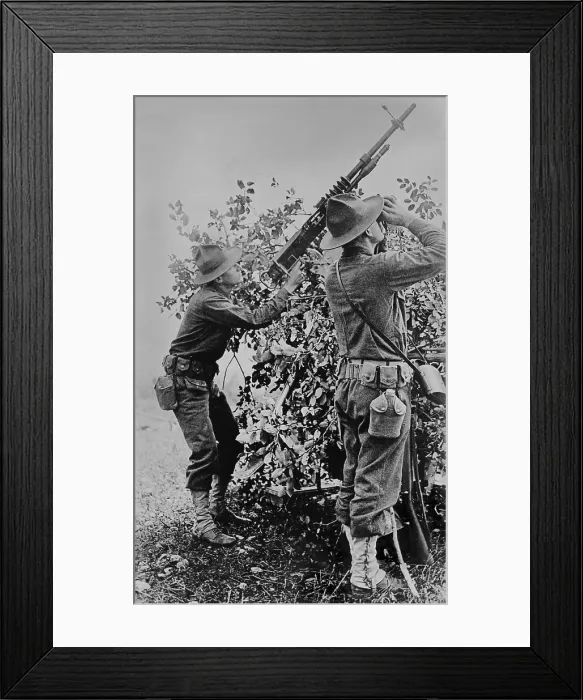 Framed Print : Anti-aircraft gun operated by two US soldiers, during World War 1, 1917-1918 (BSLOC_2016_13_157.jpg )