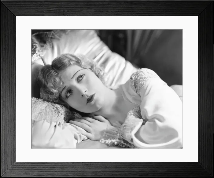 Framed Print : TWO LOVERS, Vilma Banky, 1928 Framed Print : TWO LOVERS, Vilma Banky, 1928