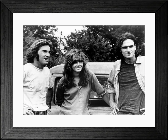 Framed Print : TWO-LANE BLACKTOP, Dennis Wilson, Laurie Bird, James Taylor, 1971