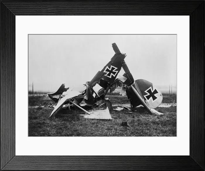 Framed Print : Wreckage of a WW1 German Albatross fighter biplane. 1916-18