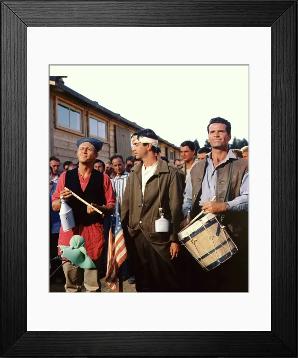 Framed Print : THE GREAT ESCAPE, Steve McQueen, Jud Taylor, James Garner, 1963