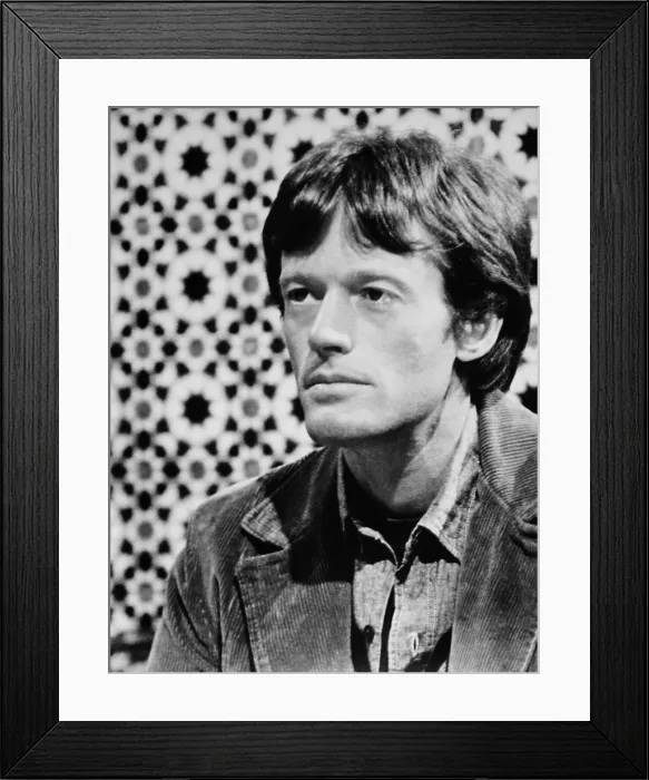 Framed Print : TWO PEOPLE, Peter Fonda, 1973 Framed Print : TWO PEOPLE, Peter Fonda, 1973