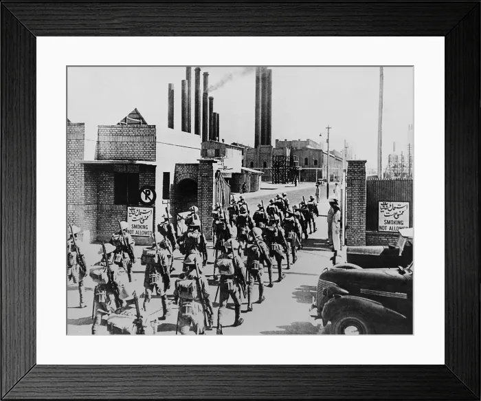 Framed Print : Indian soldiers enter the world's largest oil refinery on Abadan Island, Iran Framed Print : Indian soldiers enter the world's largest oil refinery on Abadan Island, Iran