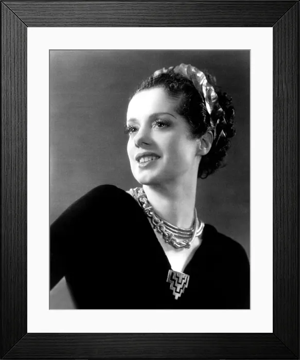 Framed Print : THE GHOST GOES WEST, Elsa Lanchester, 1935