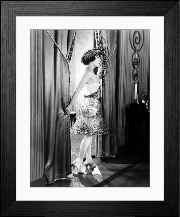 Framed Print : HER GILDED CAGE, Gloria Swanson, 1922