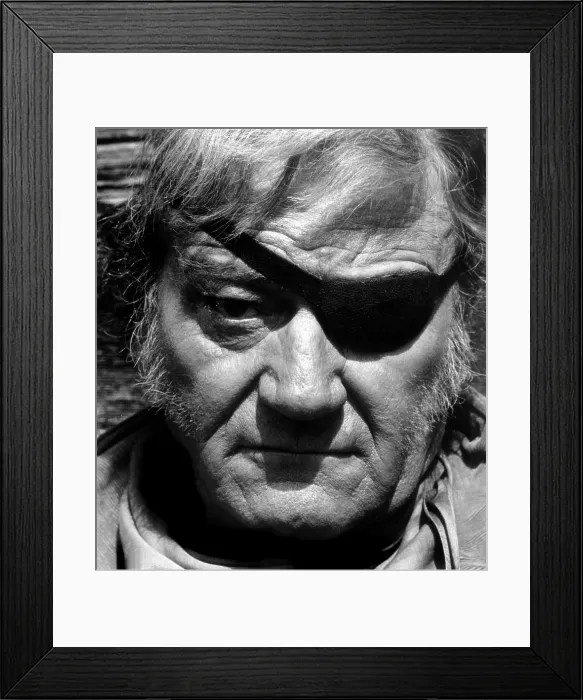 Framed Print : TRUE GRIT, John Wayne, 1969 Framed Print : TRUE GRIT, John Wayne, 1969