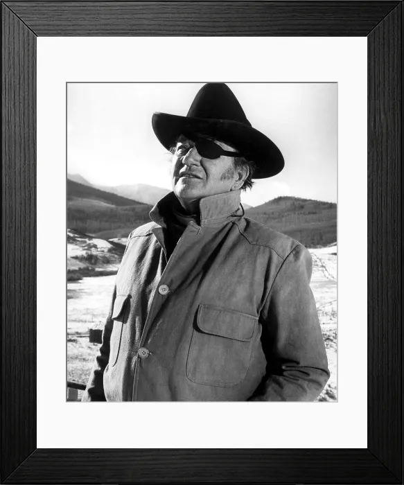 Framed Print : TRUE GRIT, John Wayne, 1969 Framed Print : TRUE GRIT, John Wayne, 1969