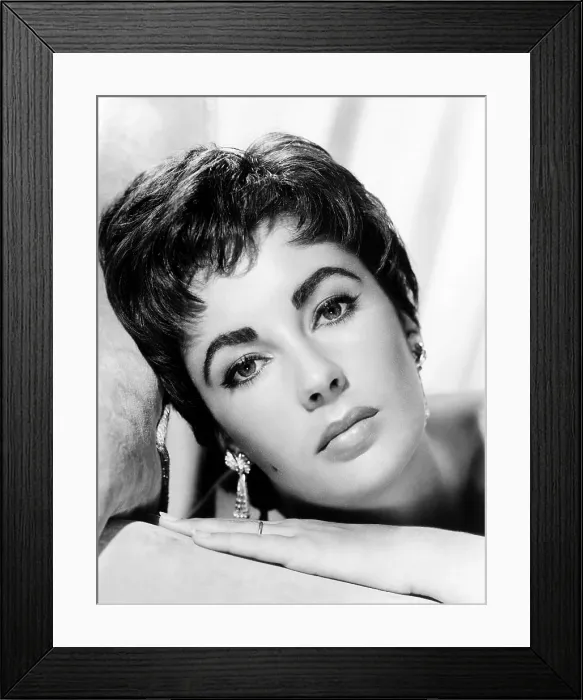 Framed Print : GIANT, Elizabeth Taylor, 1956