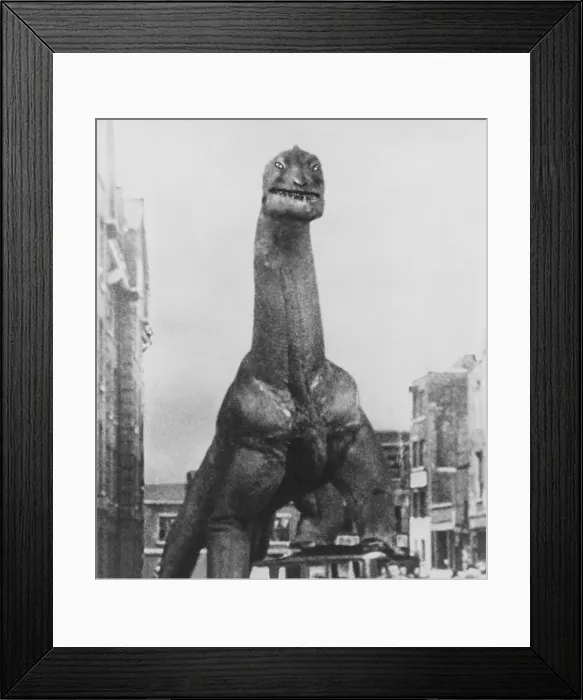 Framed Print : THE GIANT BEHEMOTH, 1959 Framed Print : THE GIANT BEHEMOTH, 1959